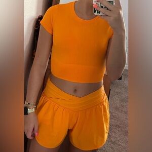 Aerie Sidewalk Seamless Cropped T-Shirt and Real Me Crossover Flowy Short